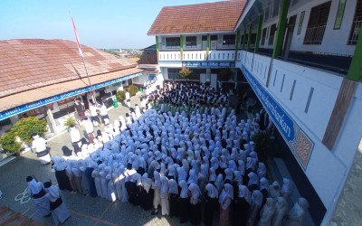 Peringatan Hari Santri 2024 di MTs Darul Ihya